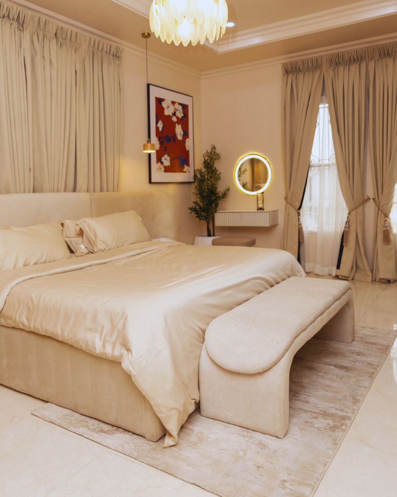a cream color bed room theme is the perfect compromise. Cream color represents comfort, warmth, and sophistication. 
